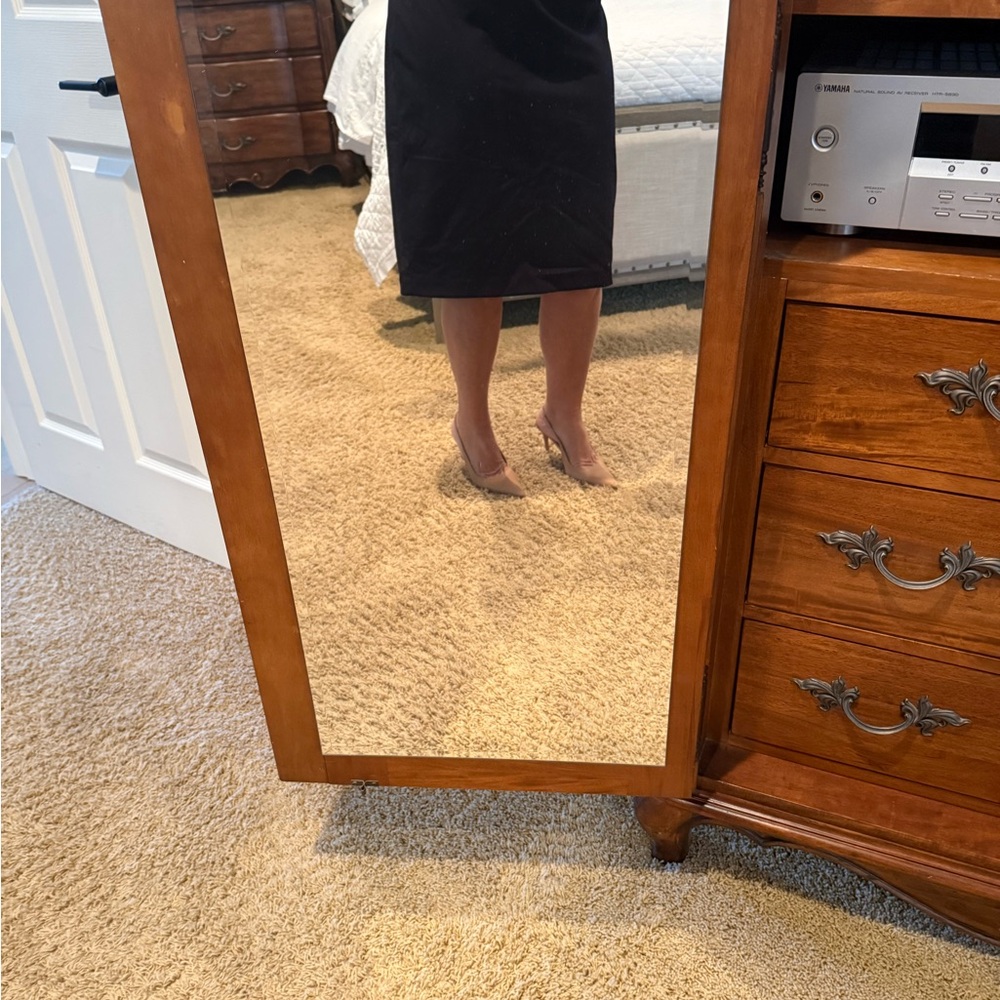 Navy blue pencil skirt